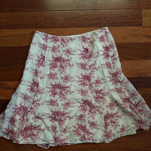 Ann Taylor Dresses & Skirts - Floral Pink 100% Silk Skirt